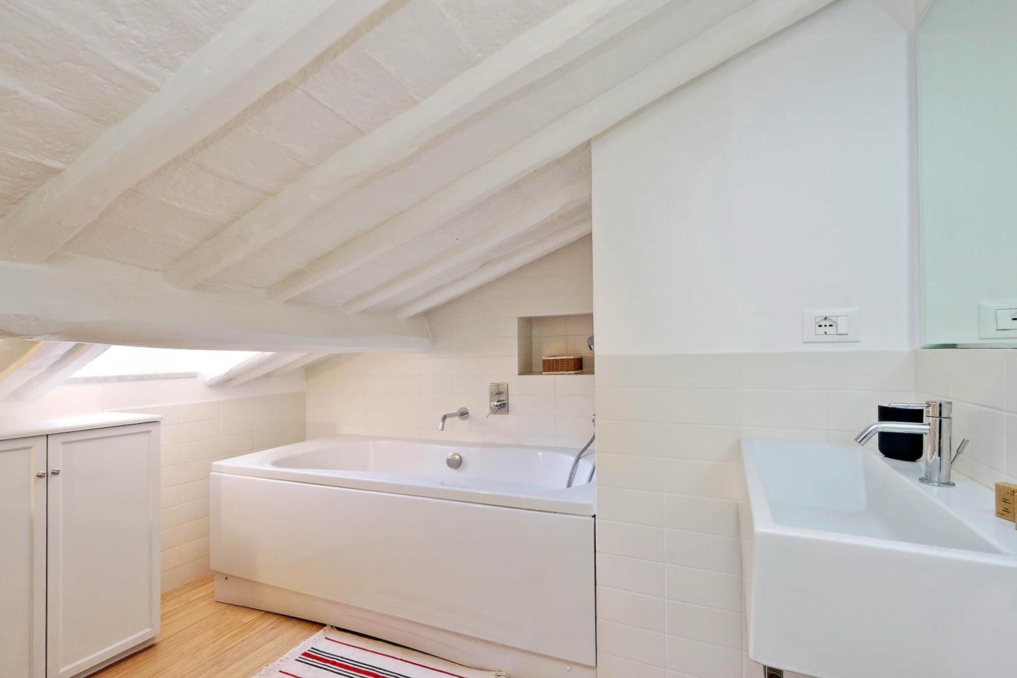 Pantheon Charming Attic | Romeloft Apartment Ngoại thất bức ảnh
